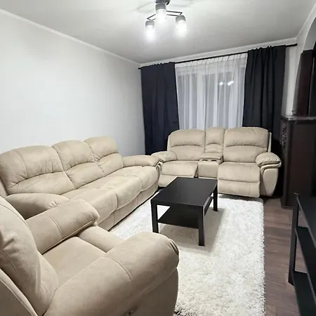 Cozy Near Botanical Garden 里加