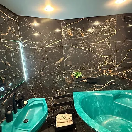 Near Stradina & Garden * 里加